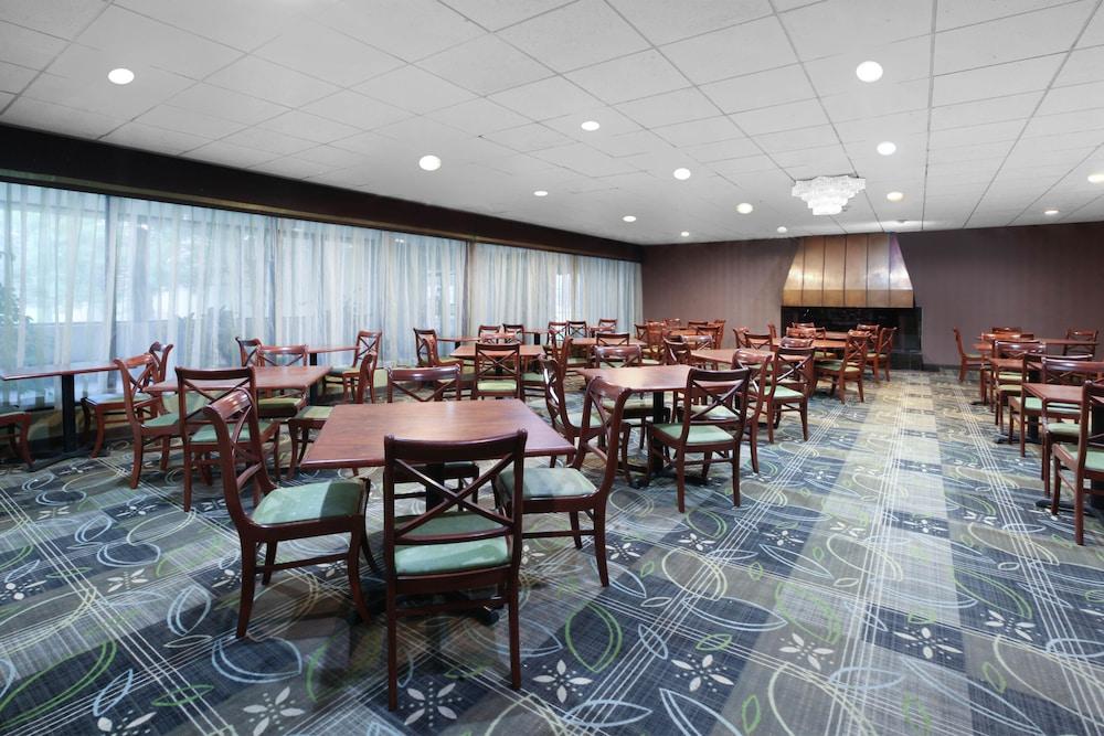 Days By Wyndham 3* Plattsburgh